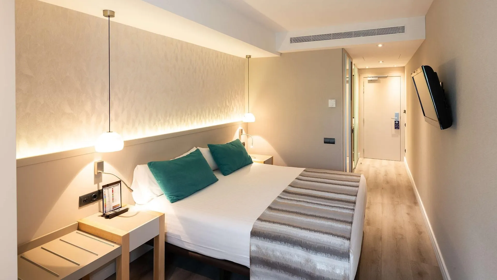**** Hotel Catalonia Atenas Barcelona Spain