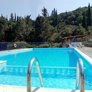 Kaminakia - Adults Only Policy - Delve Into Little Oasis Where Peace And Quiet Reign Supreme - Sheltered By An Evergreen Cypress Forest - Offering A Large Swimming Pool Exclusively For Guests' Use And Breathtaking Sea Views From Every Ελλάδα