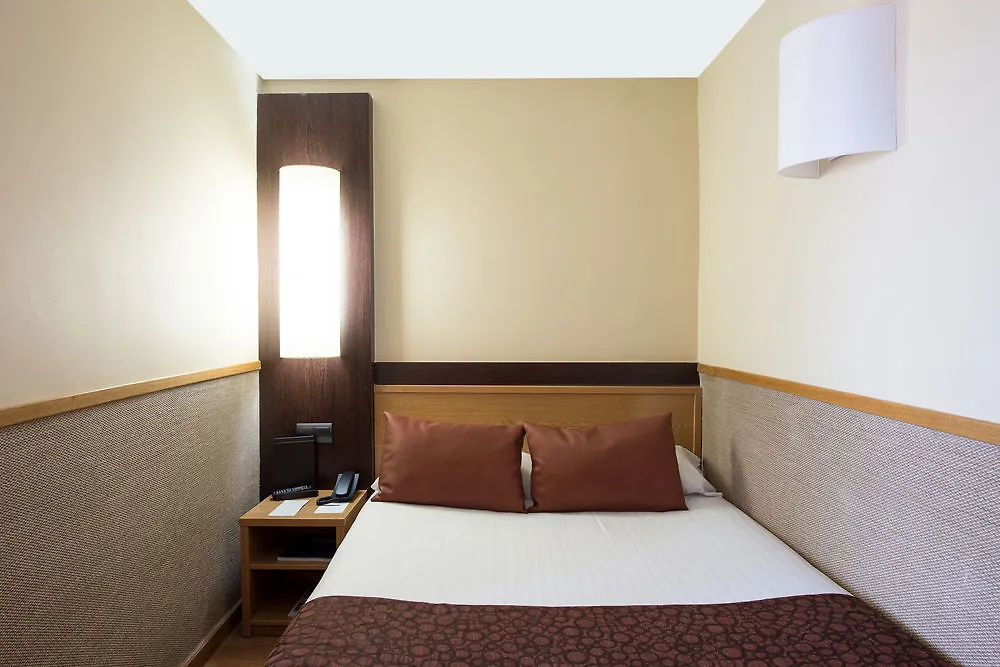 Catalonia Atenas Barcelona Hotel